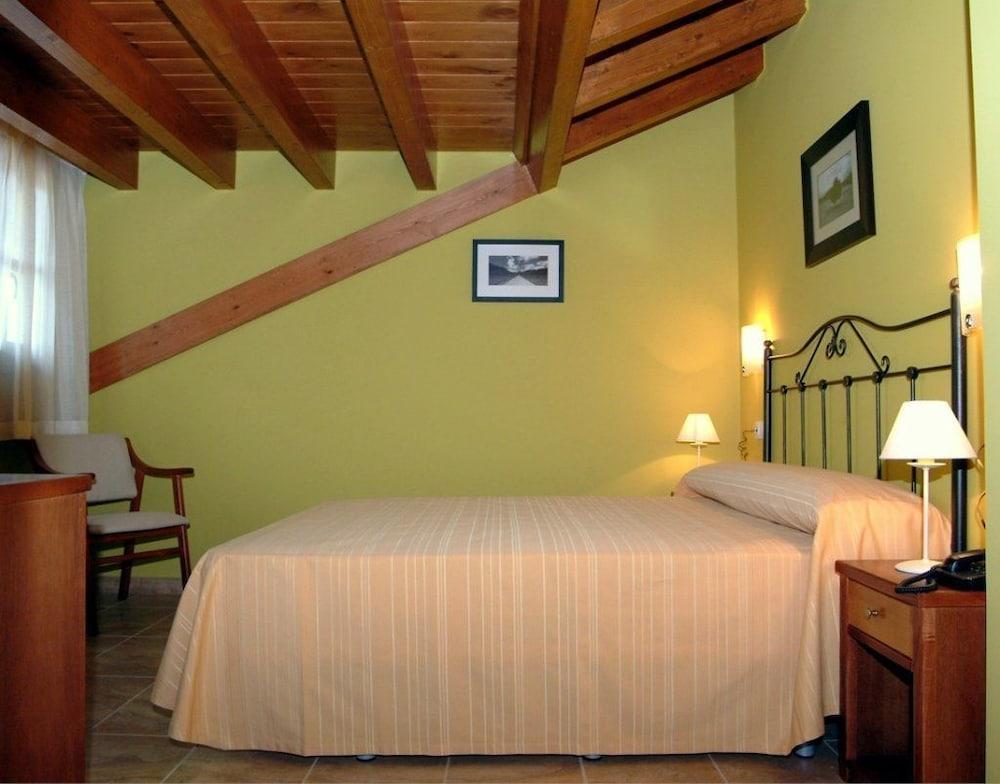 Hostal Europa San Roque del Acebal Ngoại thất bức ảnh