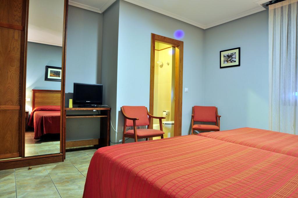 Hostal Europa San Roque del Acebal Ngoại thất bức ảnh