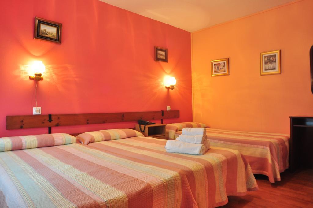 Hostal Europa San Roque del Acebal Ngoại thất bức ảnh